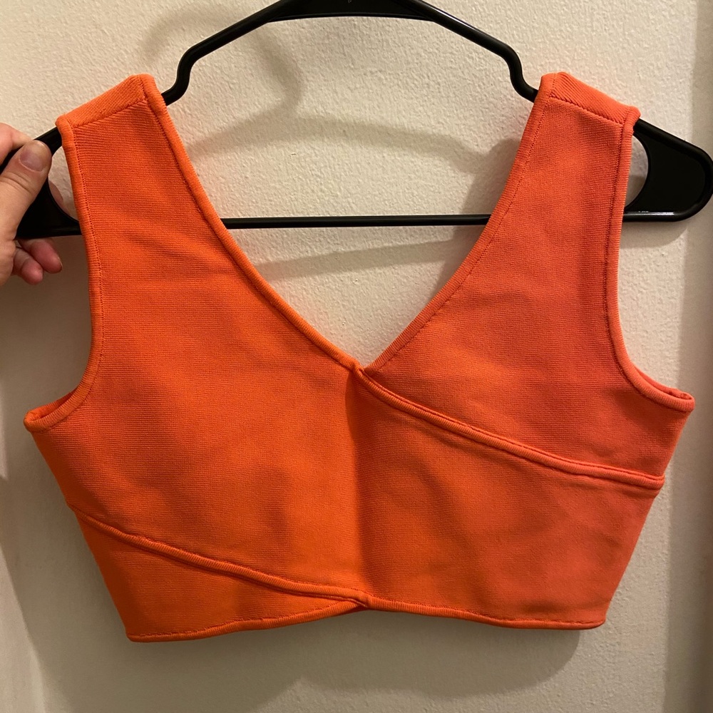 BCBG crop top